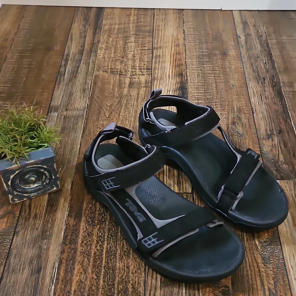 Teva comfortable sandals